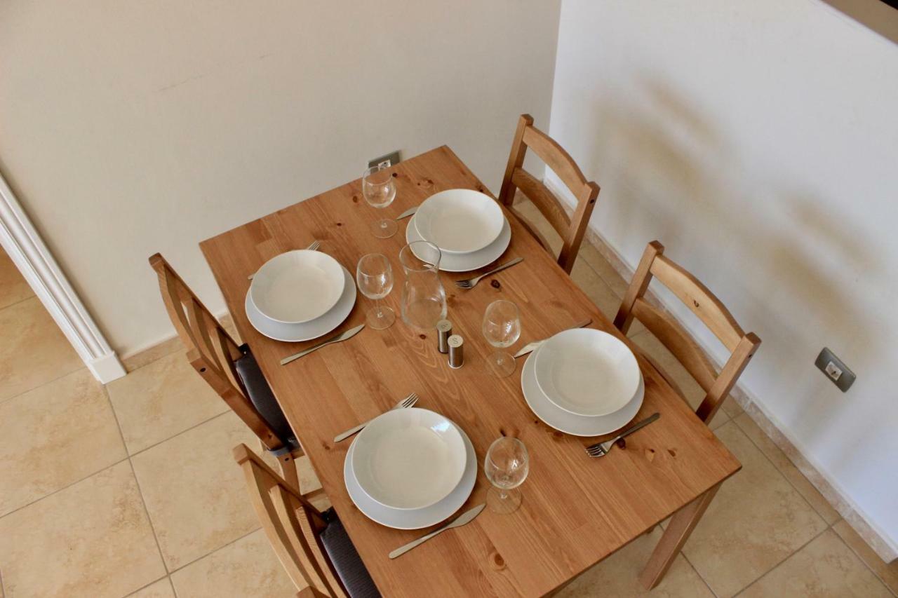 Beautiful Ocean View Apartment 포리스 데 아보나 외부 사진